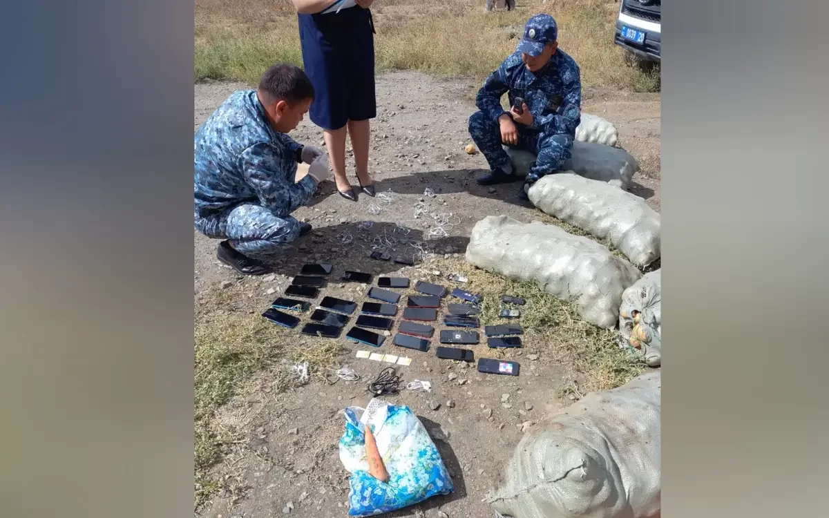  ۇلىتاۋ وبلىسىندا تۇرمەگە ءبىر قاپ تەلەفون كىرگىزبەك بولعاندار ۇستالدى