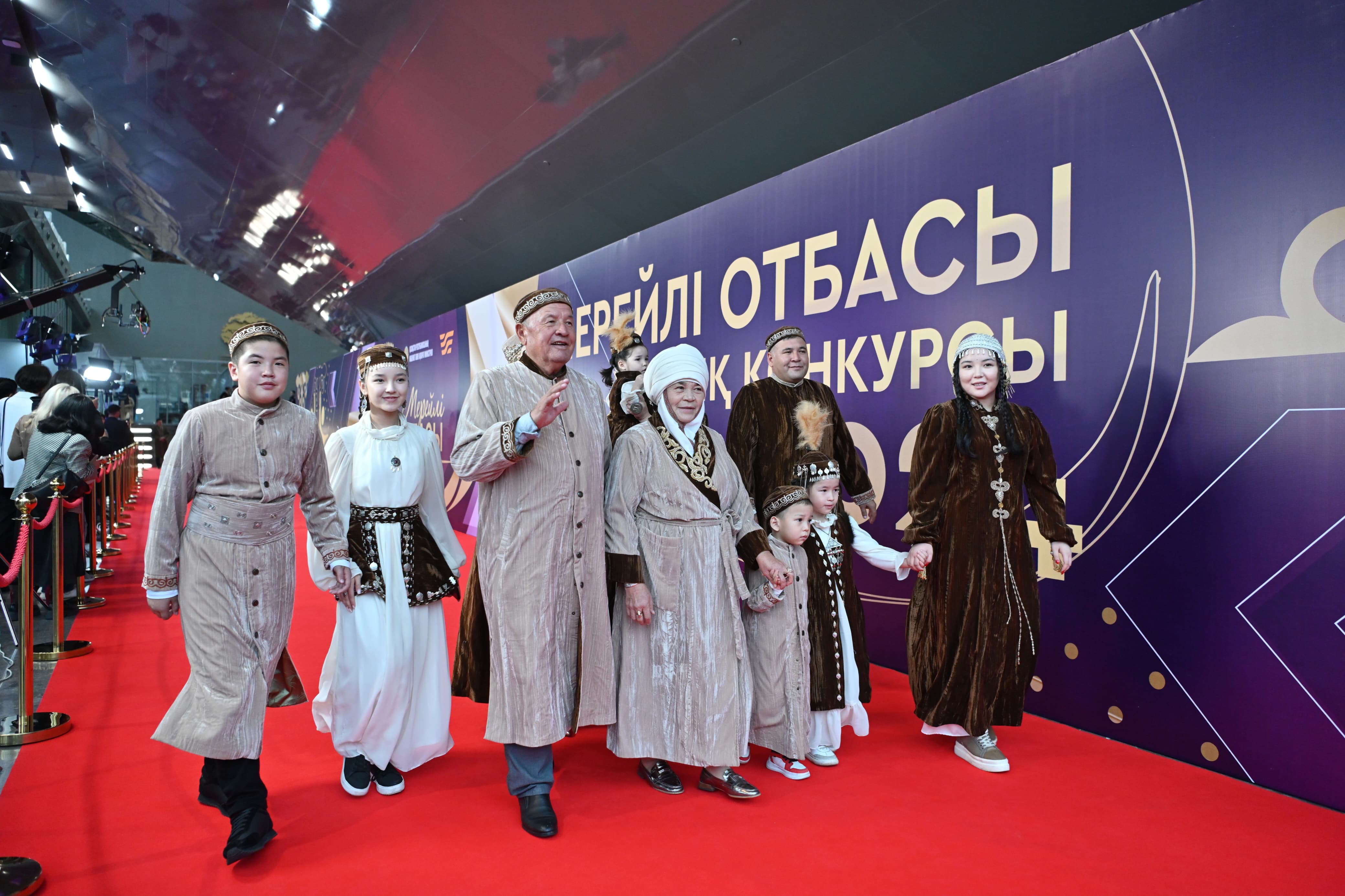 بالالى ءۇيدىڭ بەرەكەسى تاۋسىلمايدى