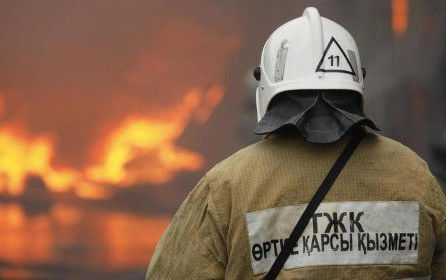 اقمولا وبلىسىندا ءورت ءسوندىرۋشى ءوز-وزىنە قول جۇمساعان