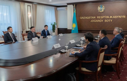 جوعارعى سوت توراعاسى تۇركيا سوت تورەلىگى اكادەمياسىنىڭ پرەزيدەنتىمەن كەزدەستى