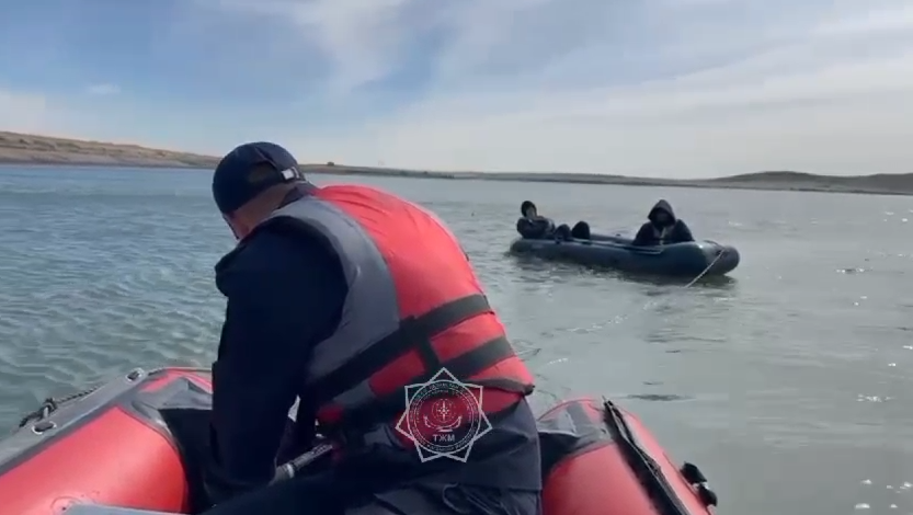 قاراعاندى وبلىسىندا بالىقشىلار قۇتقارىلدى