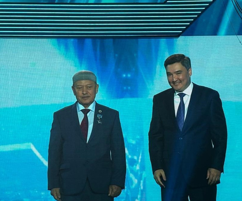 ەلىمىزدە مۇناي جانە تابيعي گازدىڭ وراسان ۇلكەن كەن ورىندارى اشىلاتىندىعى كۇمانسىز - ارداگەر مۇنايشى