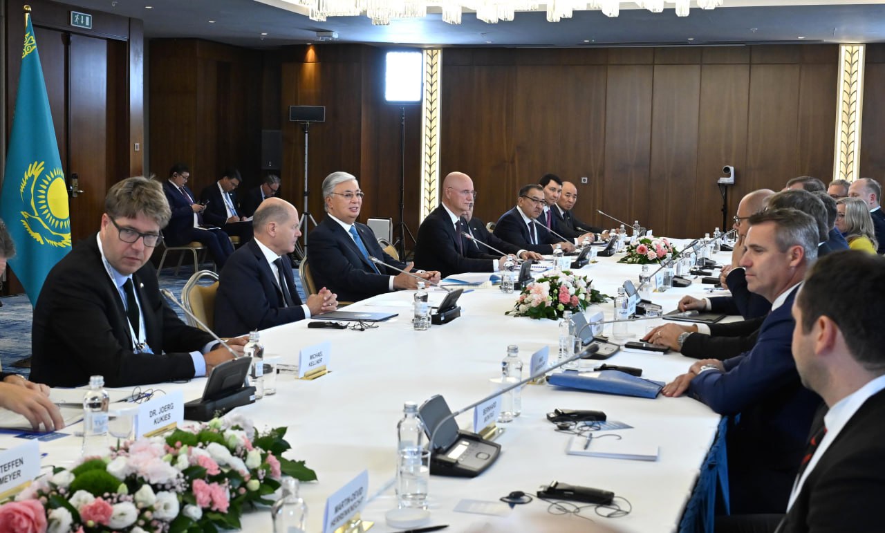 پرەزيدەنت گەرمانيانىڭ ءىرى بيزنەس وكىلدەرىمەن كەزدەستى