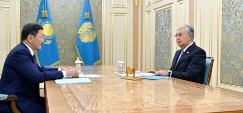 مەملەكەت باسشىسى باس پروكۋرور بەرىك اسىلوۆتى قابىلدادى