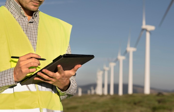 ەنەرگەتيكا سالاسىن دامىتۋ تالقىلاندى