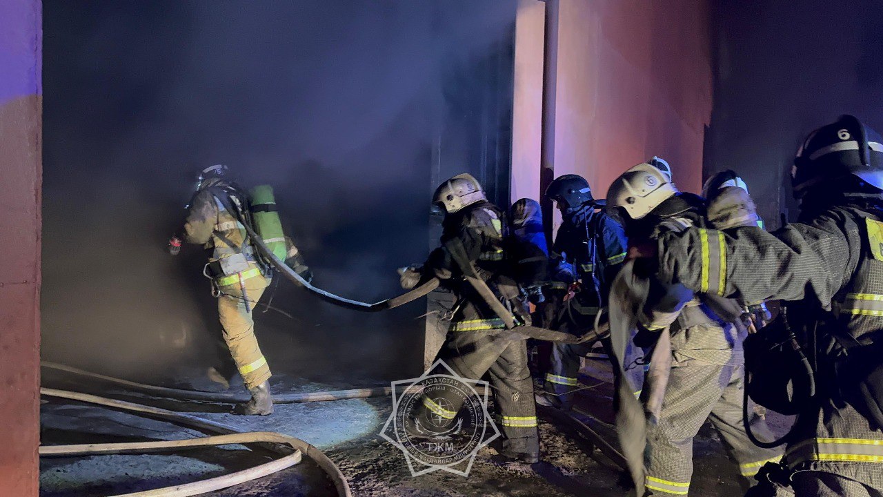 قوستانايدا 5 اۆتوبۋس ورتەنىپ كەتكەن