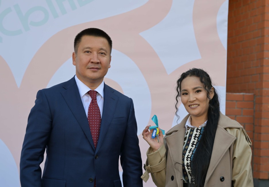 جاڭا پاتەرگە قونىستاندى