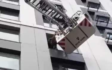 استاناداعى تۇرعىن ۇيلەردىڭ بىرىندە كابەل ورتەنىپ كەتكەن