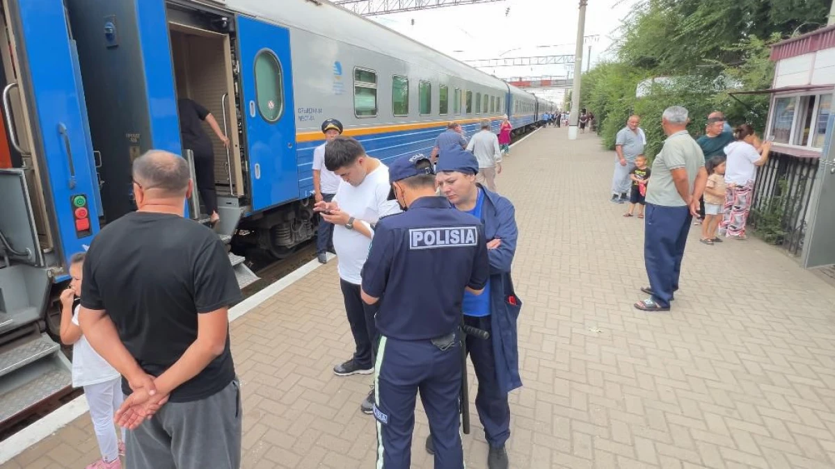 قوعامدىق ءتارتىپتى بۇزعان 117 جولاۋشىعا شارا قولدانىلدى