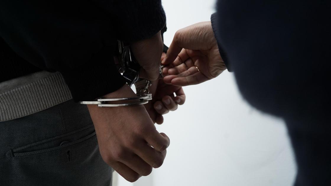 شەتەلدە ىزدەۋدە جۇرگەن قىلمىسكەرلەر قازاقستاندا ۇستالدى