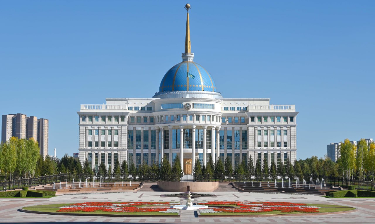 مەملەكەت باسشىسى سىرتقى ىستەر ءمينيسترىن قابىلدادى