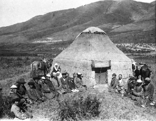 عاسىر بۇرىنعى دالا ءومىرى  (اقش عالىمىنىڭ كوزىمەن)