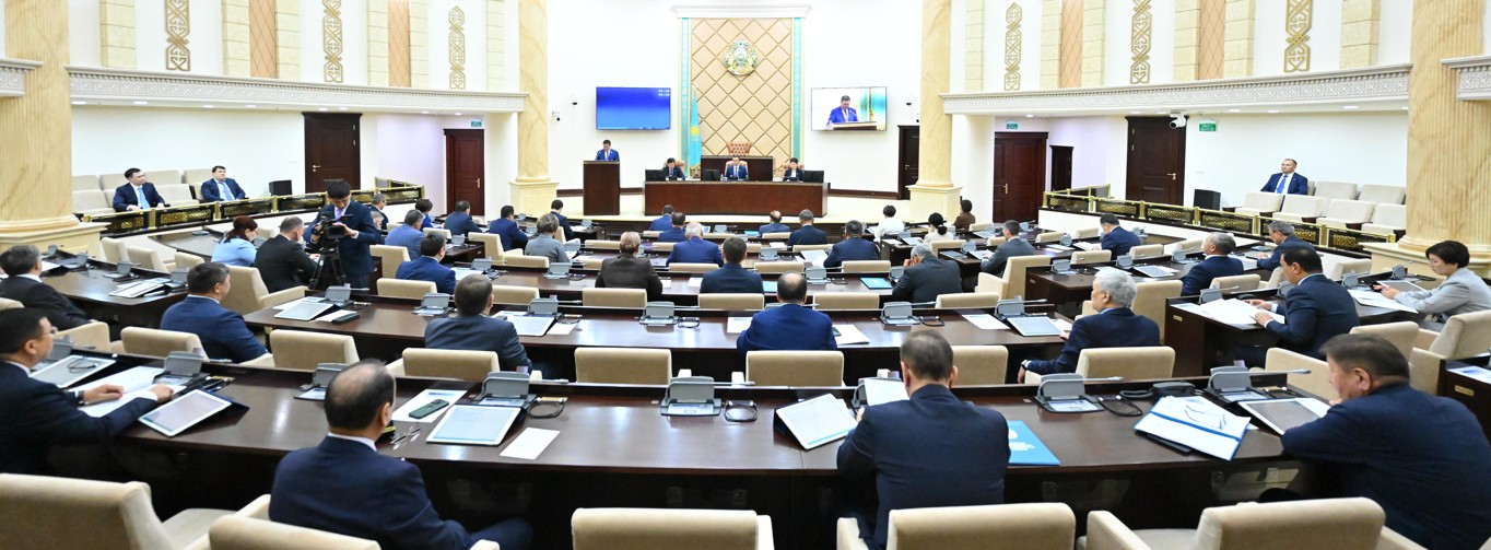 سەناتورلار جوعارعى سوت سۋدياسىنىڭ كانديداتۋراسىن قولدادى