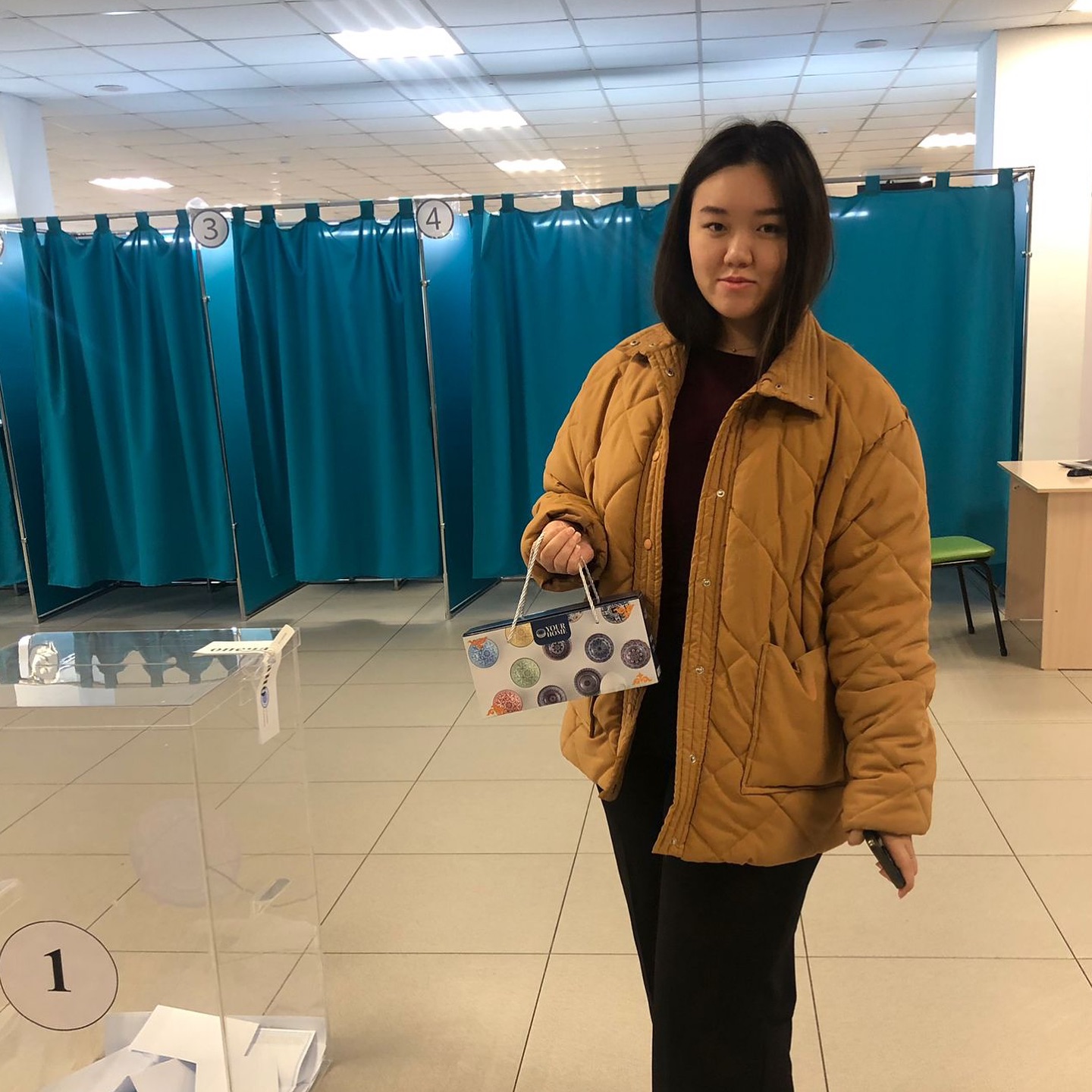 18 جاستاعى استانالىقتار رەفەرەندۋمدا العاش رەت داۋىس بەردى