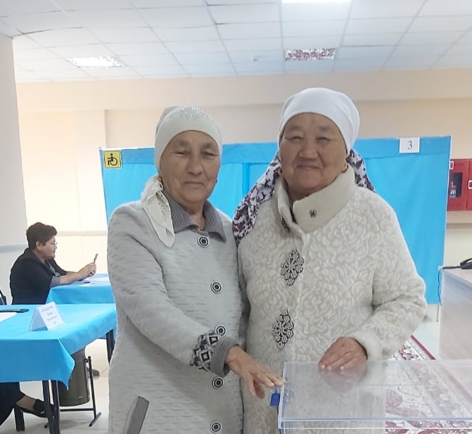 ەگىز زەينەتكەر داۋىس بەردى