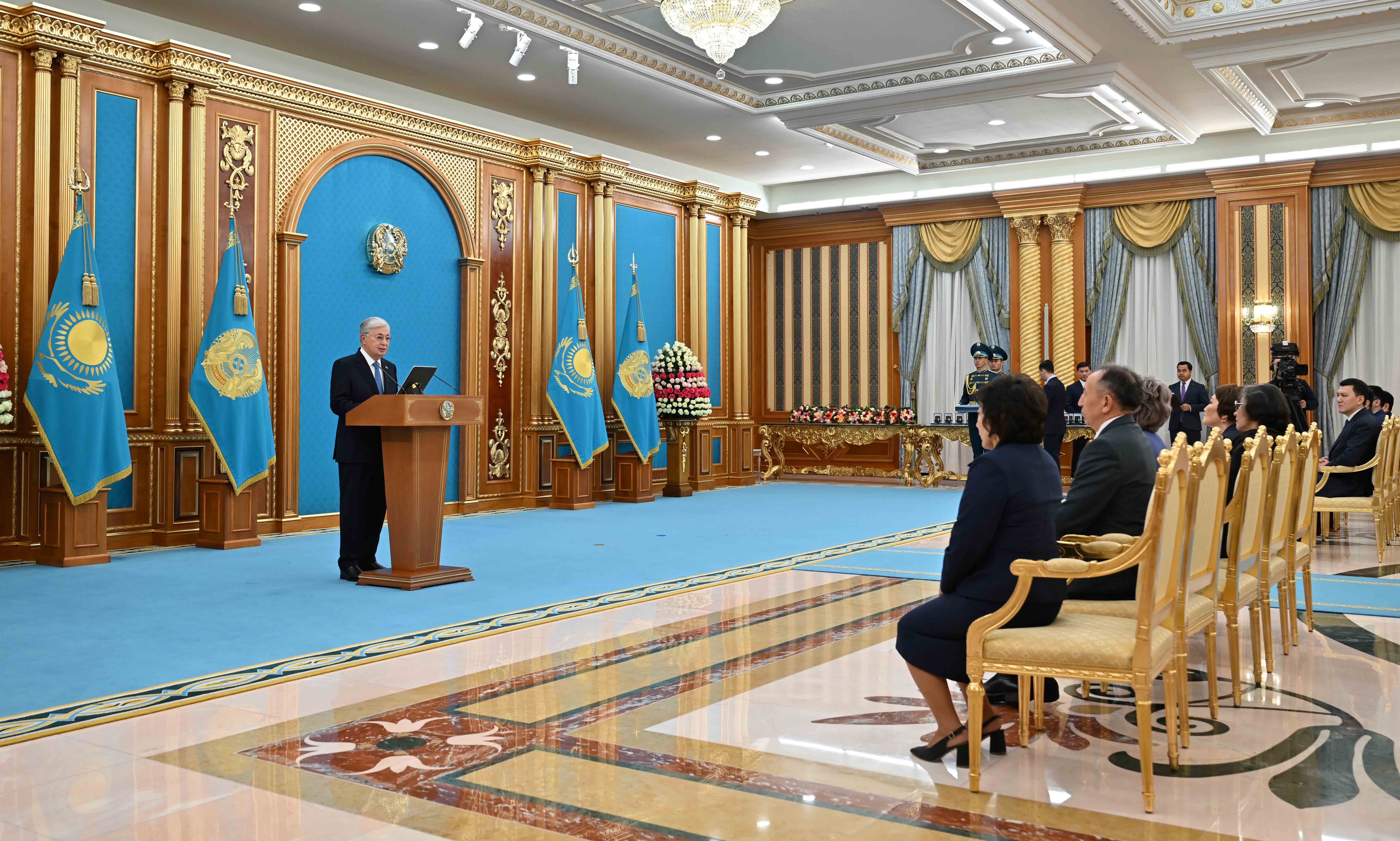 ۇستازدار  ۇلىقتالعان كۇن