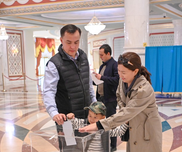 رەفورمالار جۇيەلى ىسكە اسىرىلىپ كەلەدى