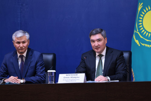 ولجاس بەكتەنوۆ  ۇلىتاۋ وبلىسىنىڭ اكتيۆىنە جاڭا اكىمدى تانىستىردى