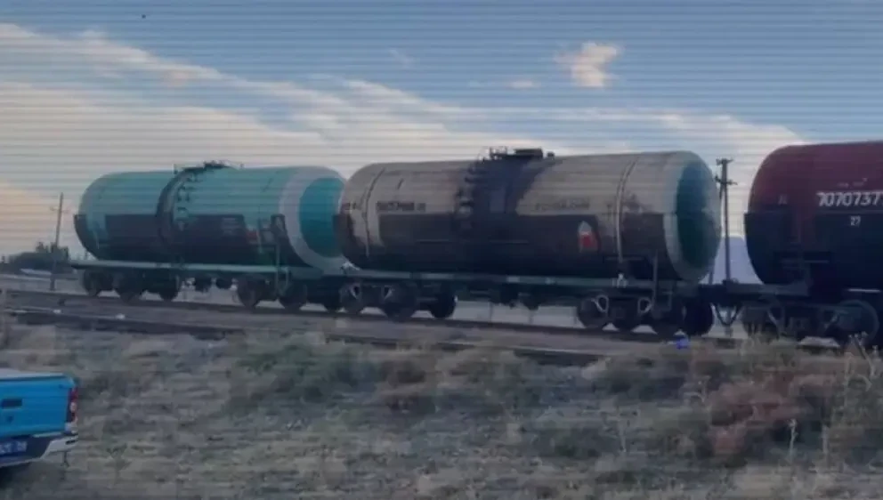 مۇناي ونىمدەرىن كونتراباندالىق جولمەن تاسىمالداماق بولعاندار ۇستالدى