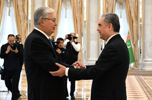 قاسىم-جومارت توقاەۆ تۇرىكمەنستانعا رەسمي ساپارمەن باردى