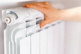 ورال قالاسىنداعى تۇرعىن ۇيلەرگە جىلۋ بەرىلە باستادى