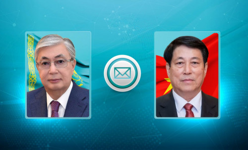 مەملەكەت باسشىسى ۆەتنام پرەزيدەنتىن قۇتتىقتادى