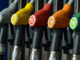 قازاقستاننان بەنزين مەن ديزەل وتىنىن شىعارۋعا تىيىم سالىنادى