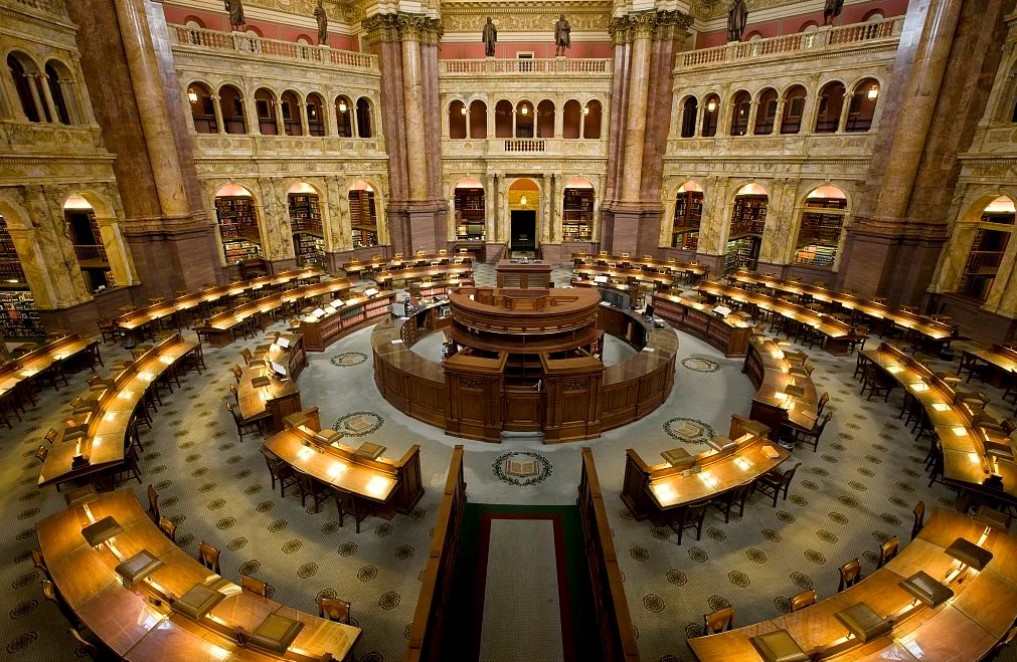 كونگرەسس كىتاپحاناسىنا كىتاپتار تابىستالدى