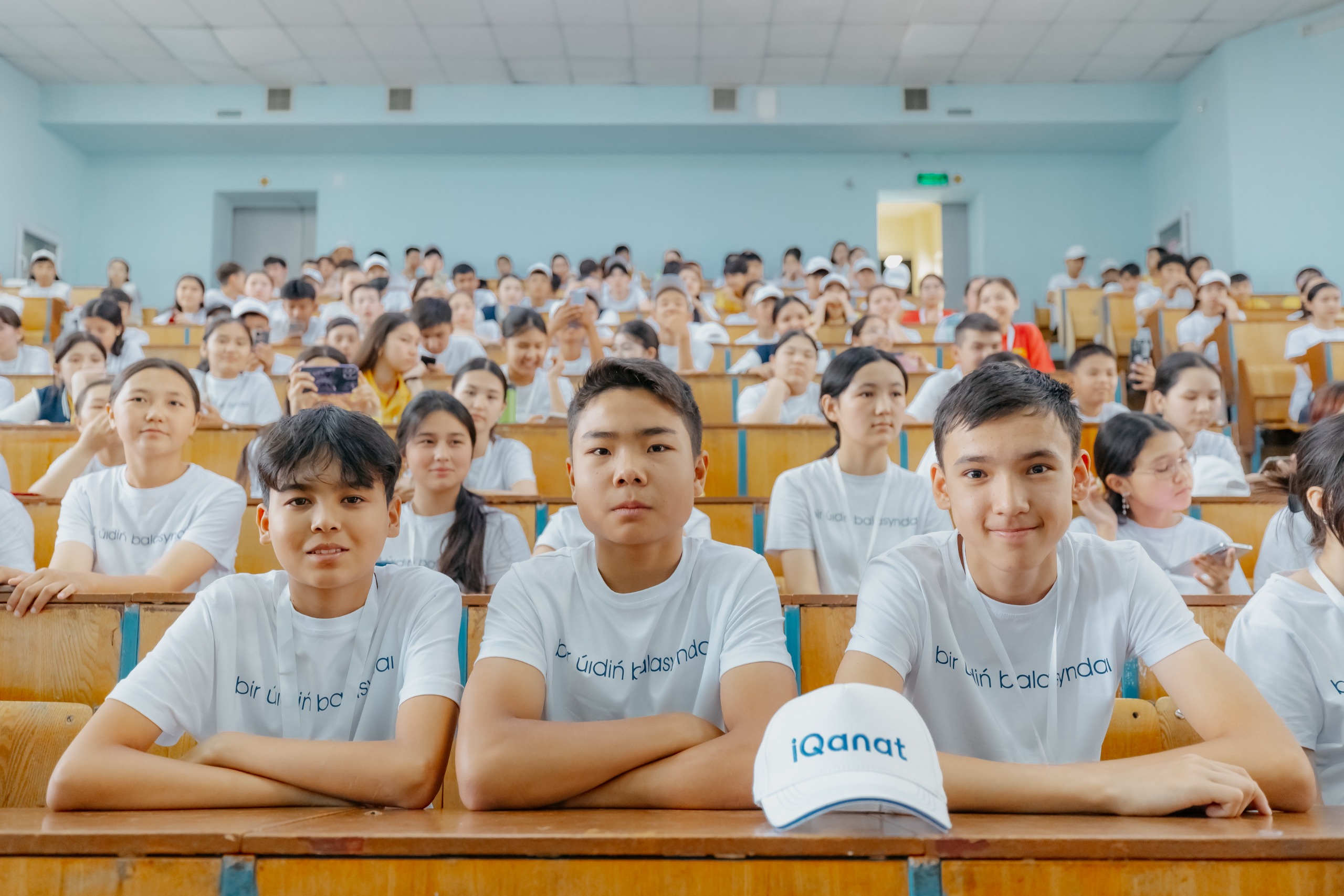 56 مىڭ اۋىل بالاسى  IQanat وليمپياداسىنا قاتىسادى