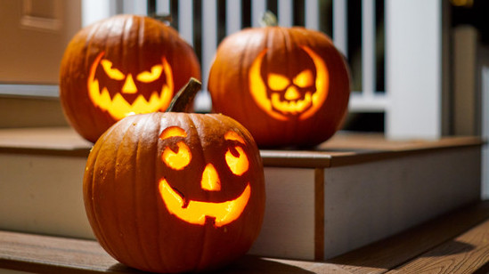 حەللوۋينعا دايىندالعان ءدامحانا يەسىنە ايىپپۇل سالىندى