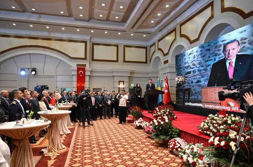 استانادا تۇركيانىڭ ۇلتتىق كۇنىنە ارنالعان سالتاناتتى جيىن ءوتتى