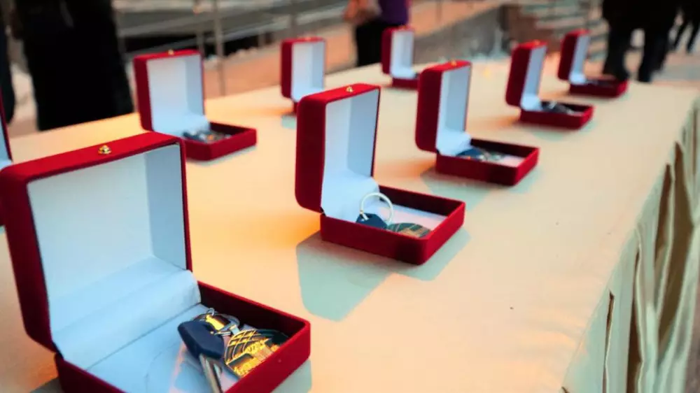 مادەنيەت قىزمەتكەرلەرى باسپانالى بولدى