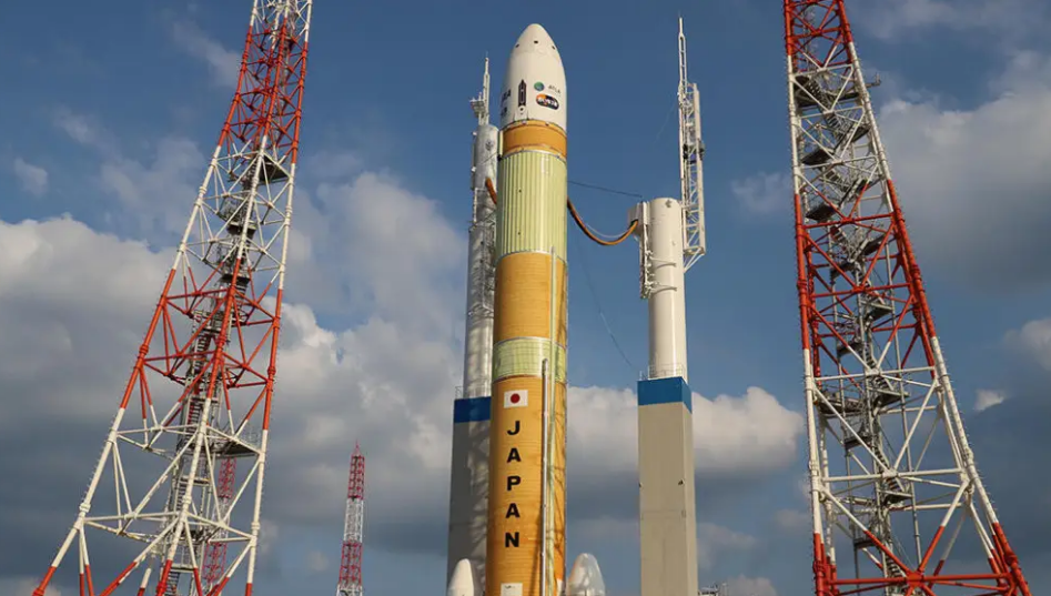 جاپونيا وربيتاعا اسكەري سپۋتنيگىن شىعاردى