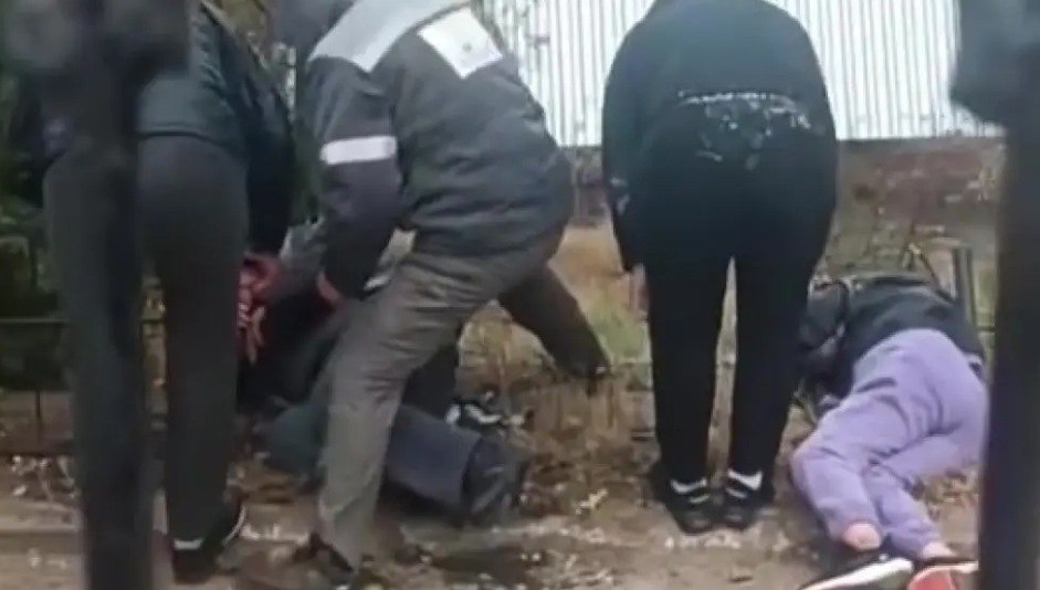 اقتاۋدا قاتتى جەل ايالدامانى ۇشىرىپ اكەتكەن