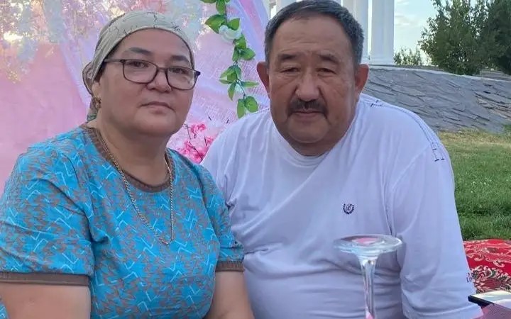 عالام عاجاپتارى: ستۋدەنت كوكە