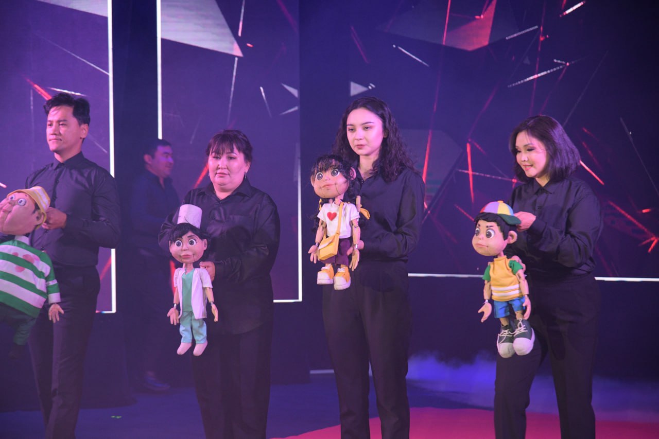 «Almaty Puppet Festival»: ساحنالىق ديالوگ