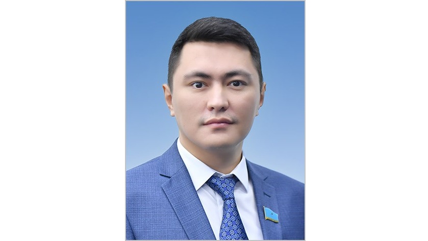 دەپۋتات كۆادروبەر ماسەلەسى تۋرالى دابىل قاقتى