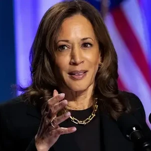 كامالا حارريس جەڭىلىسى جايىندا پىكىر ءبىلدىردى