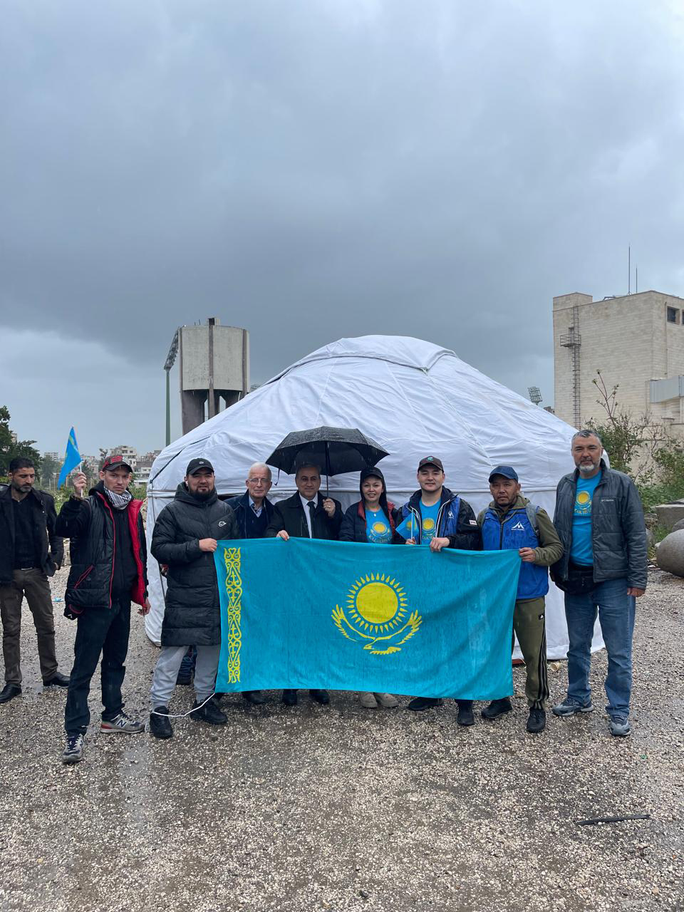 باس جۇلدە – «جاقسىلىق جالعاسىندا»