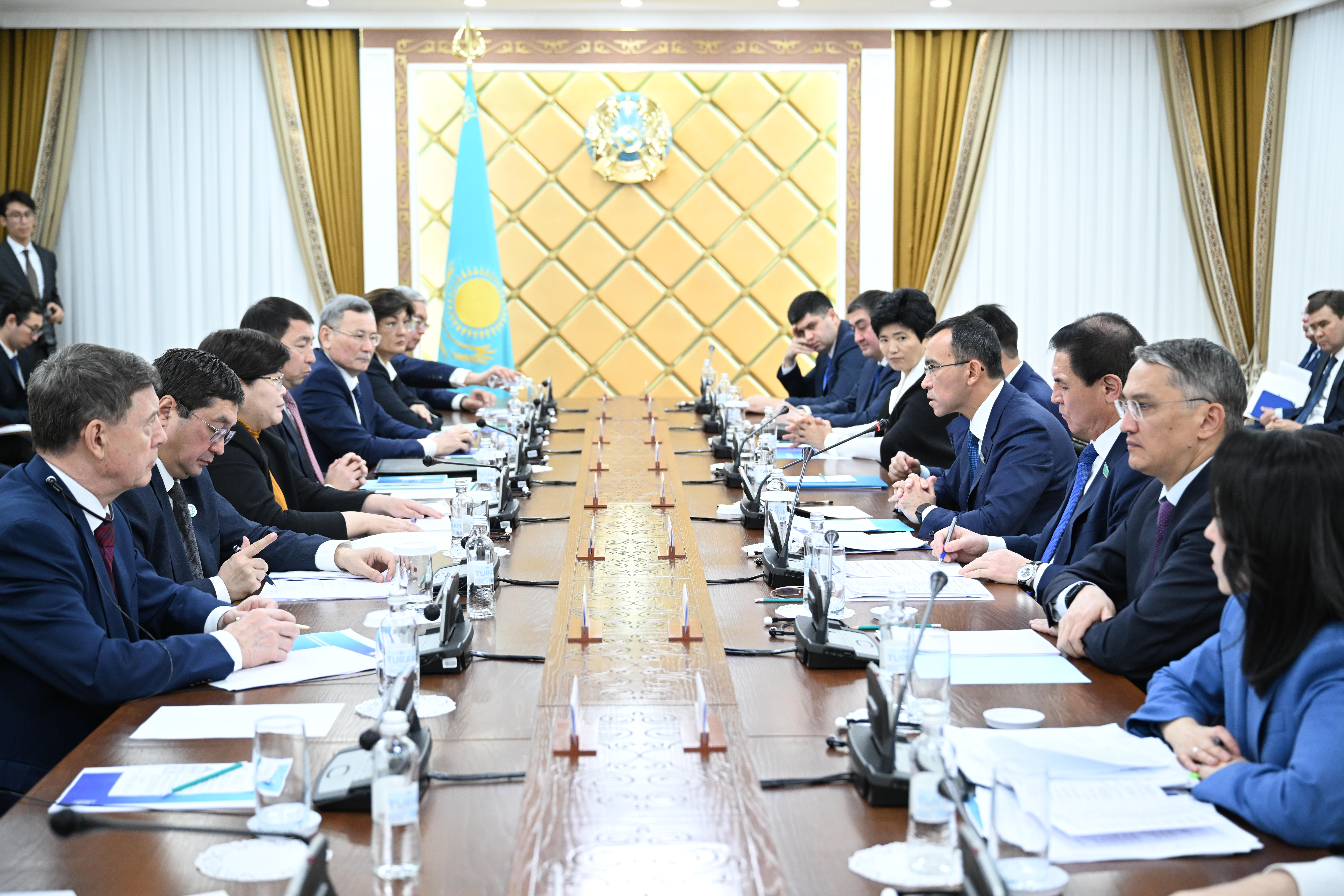 كونستيتۋتسيالىق باقىلاۋدى جەتىلدىرۋ تەتىكتەرى تالقىلاندى