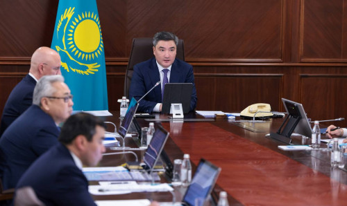 بەكتەنوۆ حالىقتىڭ الەۋمەتتىك وسال توپتارىنىڭ ۇيلەرىن ەسەپكە الۋدى تاپسىردى