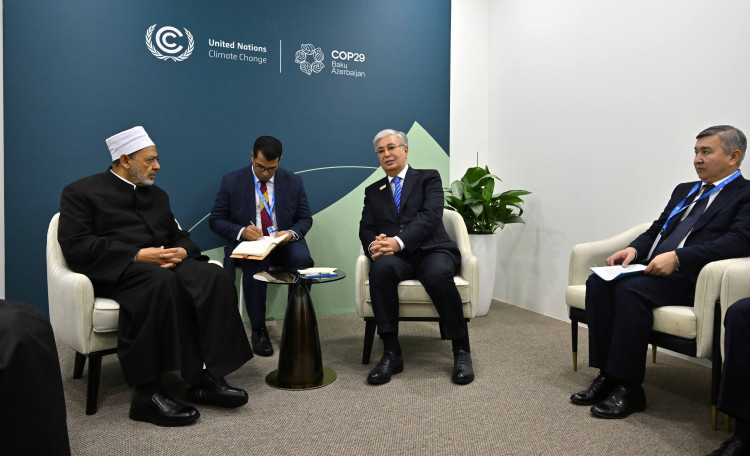 پرەزيدەنت «ءال-ازھار» ۋنيۆەرسيتەتىنىڭ جوعارعى يمامىمەن اڭگىمەلەستى