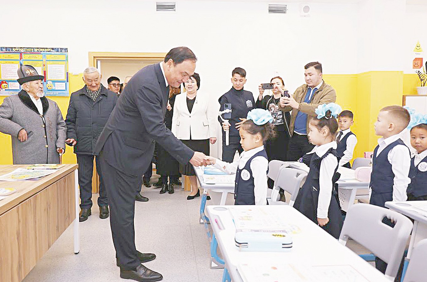 تارازداعى «جايلى مەكتەپ»