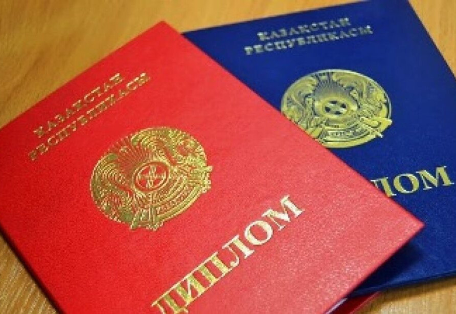 «سەمەي ورمانى» قىزمەتكەرلەرى جالعان ديپلوممەن جۇمىس ىستەگەن