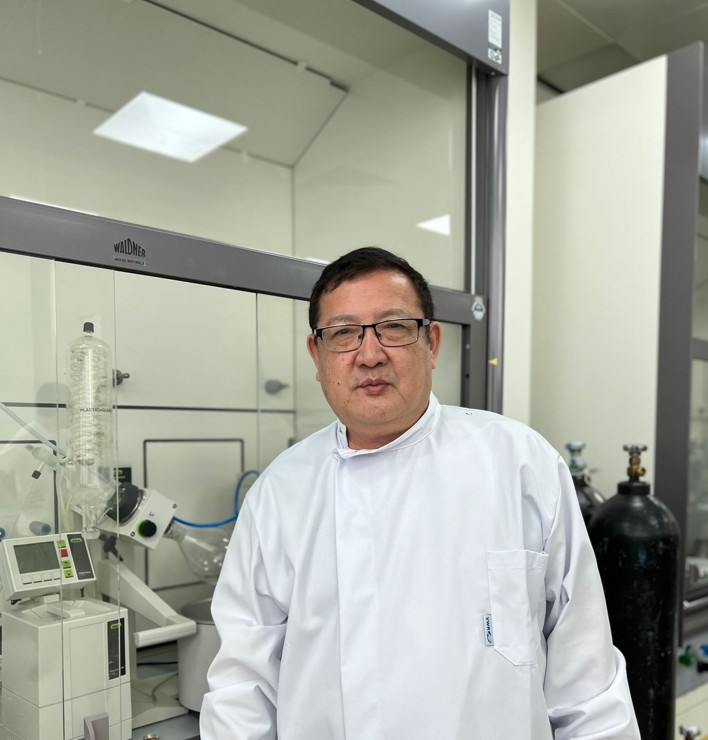 نۇرشات نۇراجى, پروفەسسور: بىلىكتى مامانسىز عىلىم دامىمايدى