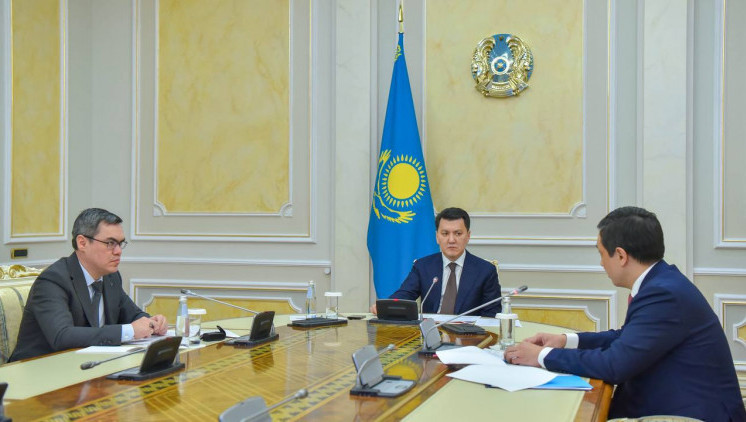 ەلىمىزدىڭ ازاماتتىعىنان باس تارتاتىندار سانى ازايىپ كەلەدى - ەرلان قارين