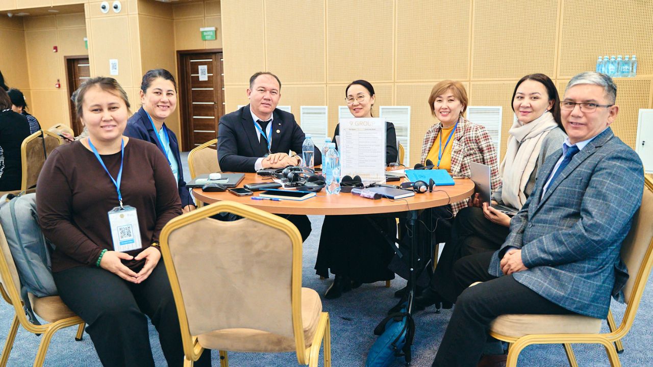 دەكانداردى شىڭدايتىن مەكتەپ