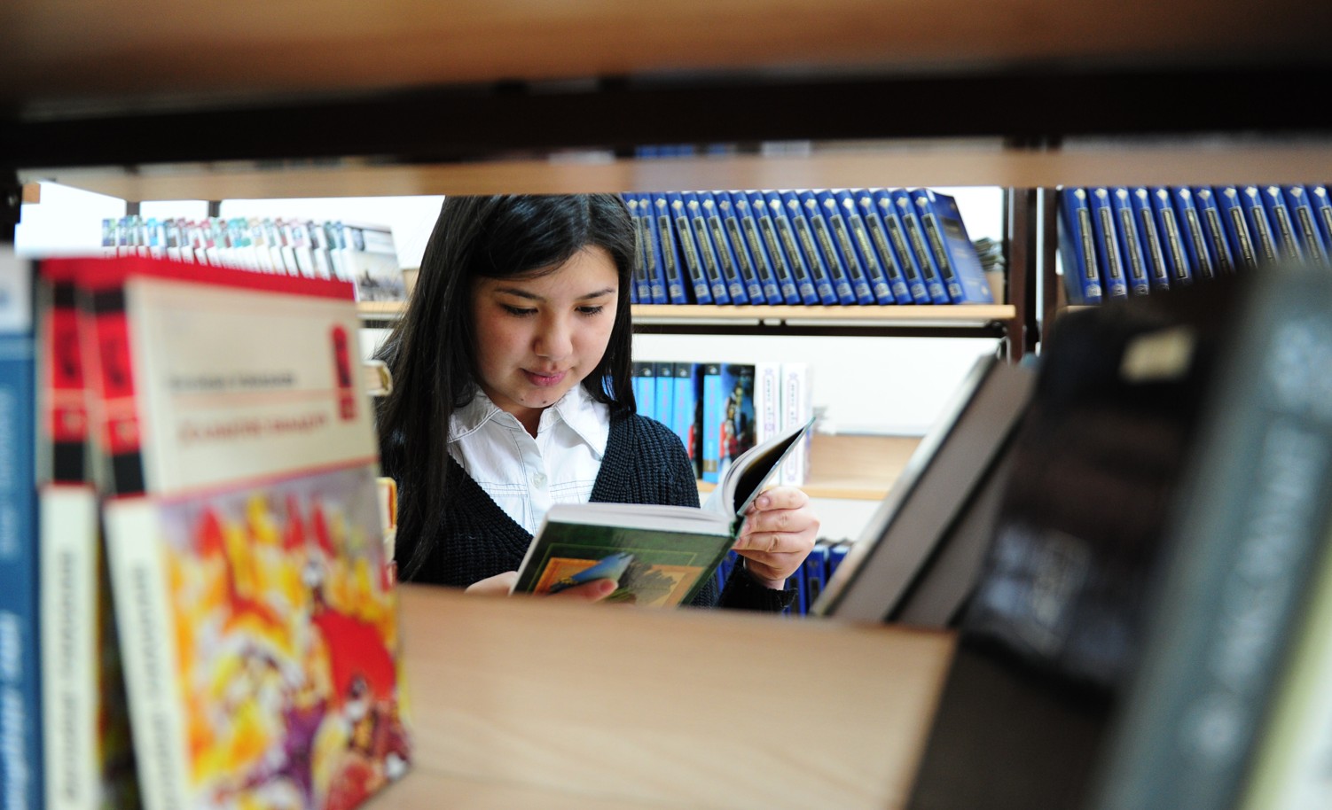 بىزگە باتىس الەمىن زەرتتەۋ ورتالىعى كەرەك