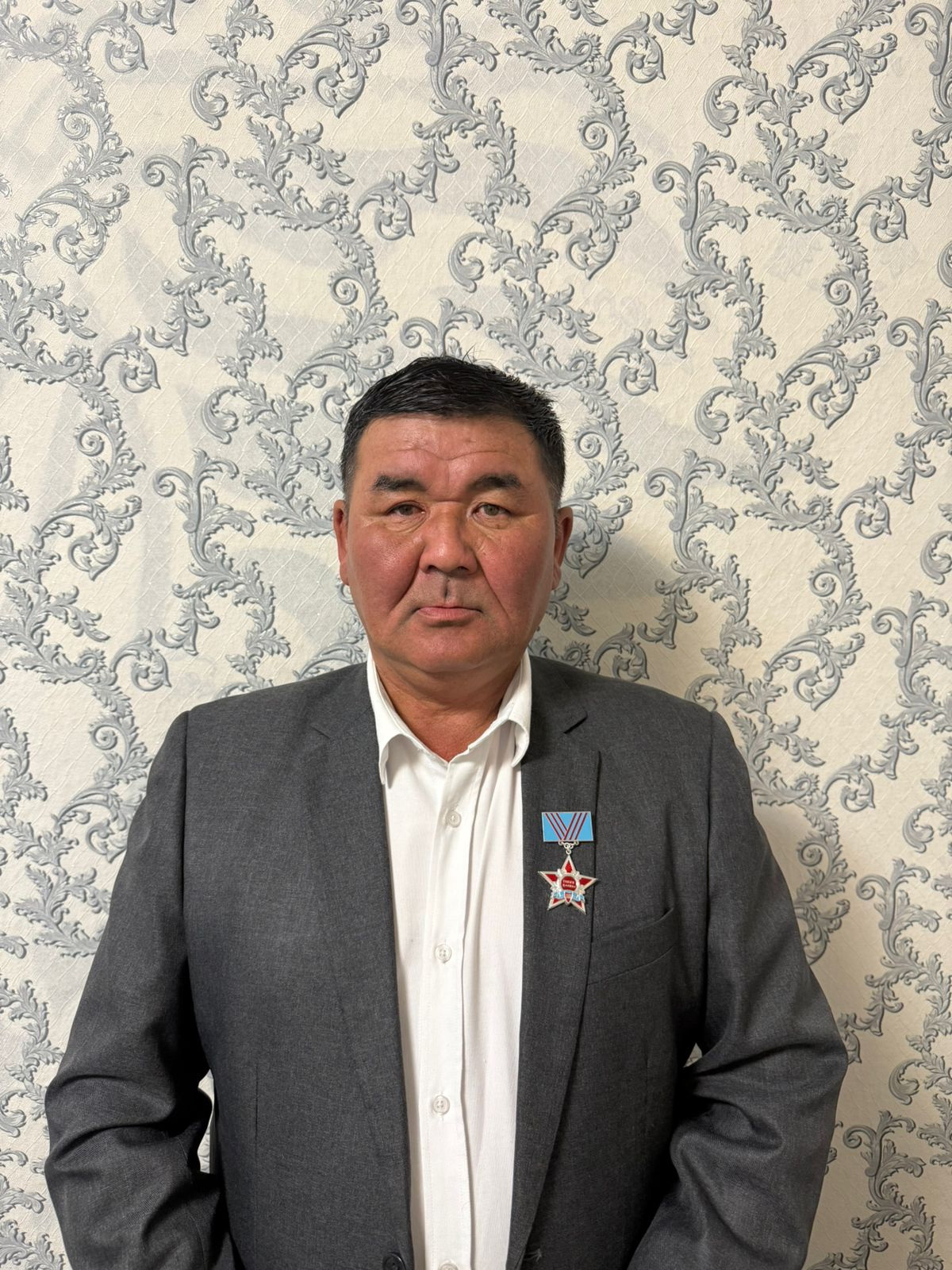 سەرتىنە بەرىك سلەسار