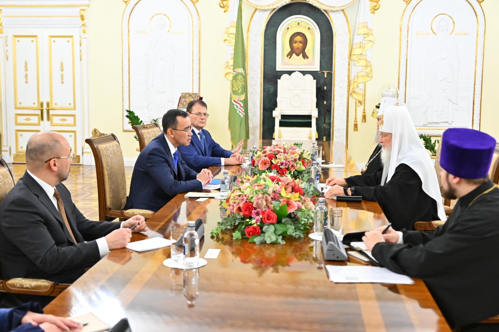 رۋحاني ديپلوماتيانىڭ ماڭىزىن زەردەلەدى